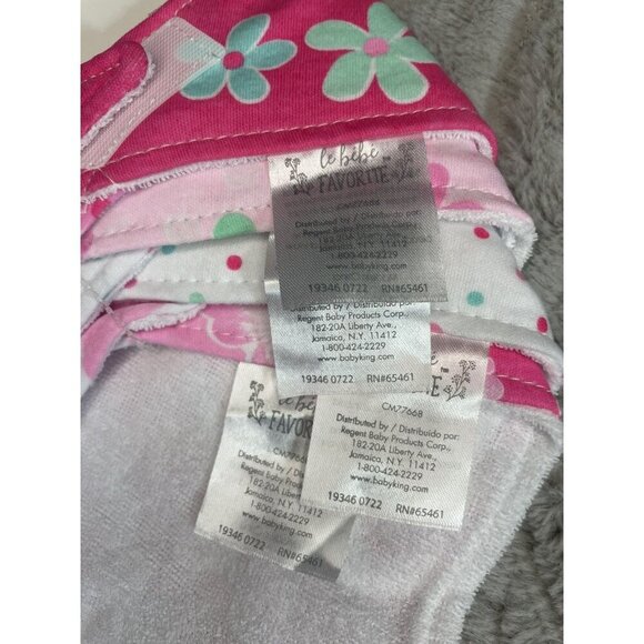 le bebe Favorite 4 pack Assorted Bandana Bibs Baby Girl Pink - Picture 5 of 6